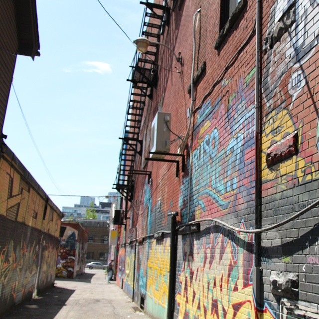 Pic of the day, Down Town Toronto Graffiti 27 (x-post Instagram)